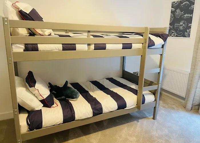 Apartment 3 Pier West